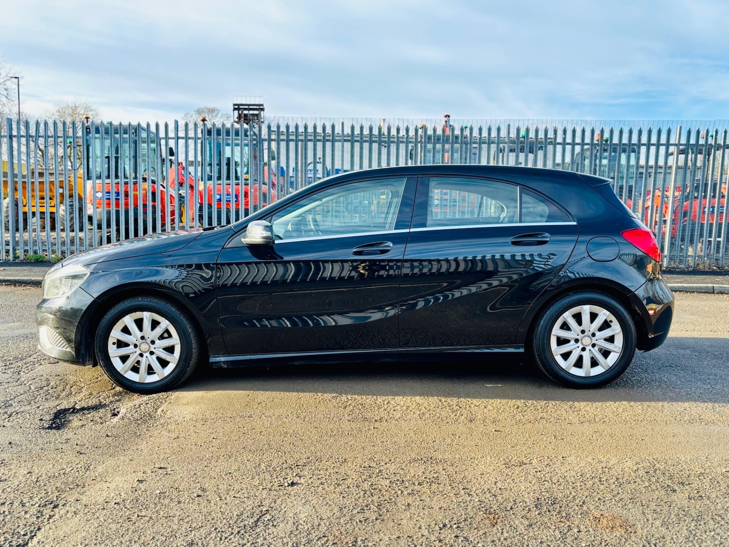 Used Mercedes-Benz A-Class 2015 for sale - 76935512: Photo 37