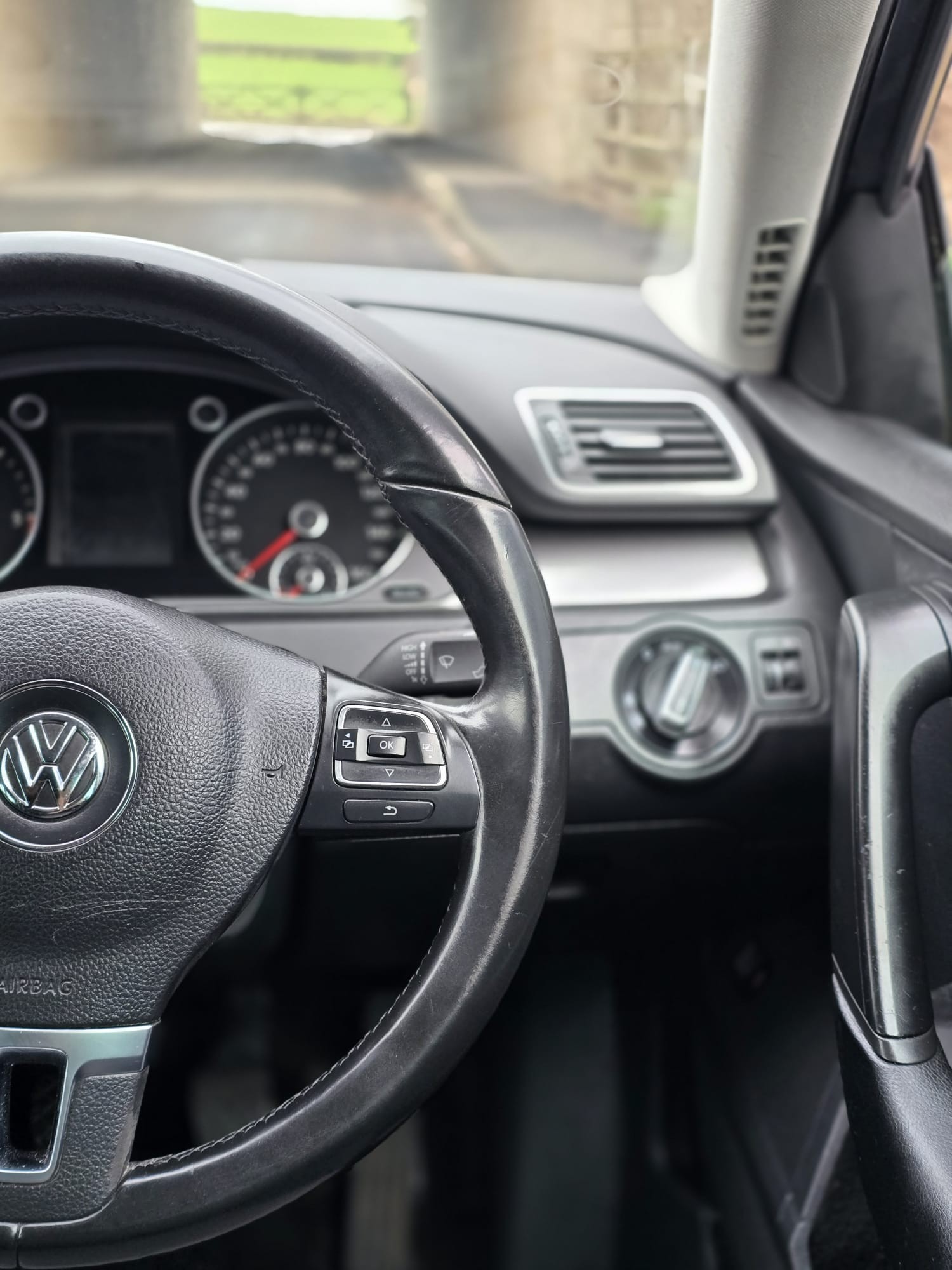 Used Volkswagen Passat 2011 for sale - 77631394: Photo 11