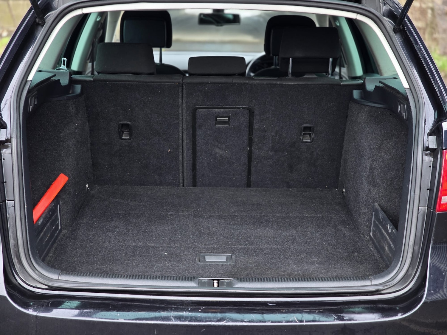 Used Volkswagen Passat 2011 for sale - 77631394: Photo 27