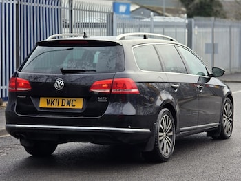 Used Volkswagen Passat 2011 for sale - 77631394: Photo