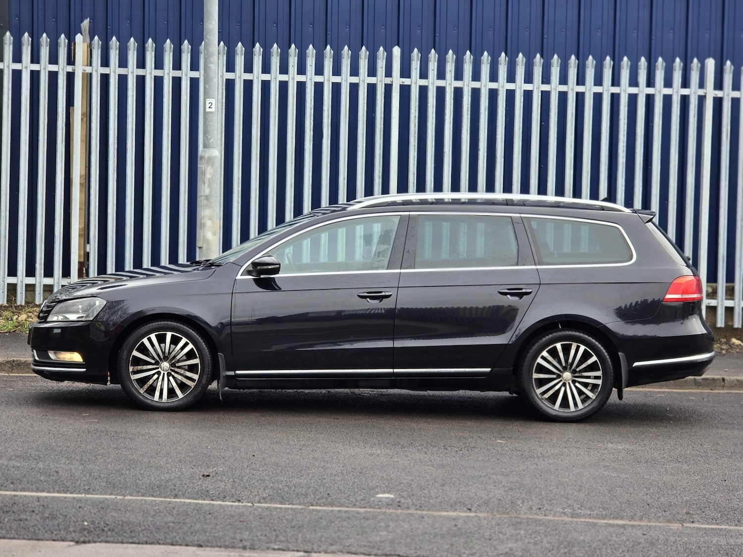 Used Volkswagen Passat 2011 for sale - 77631394: Photo 6