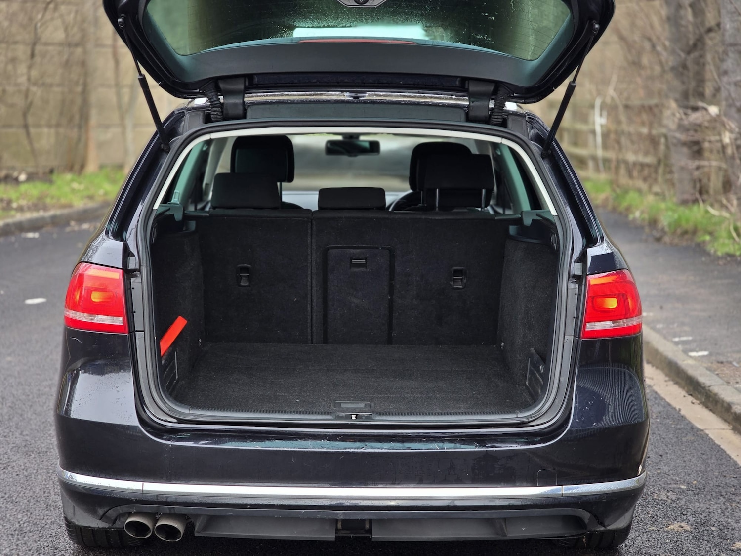 Used Volkswagen Passat 2011 for sale - 77631394: Photo 8