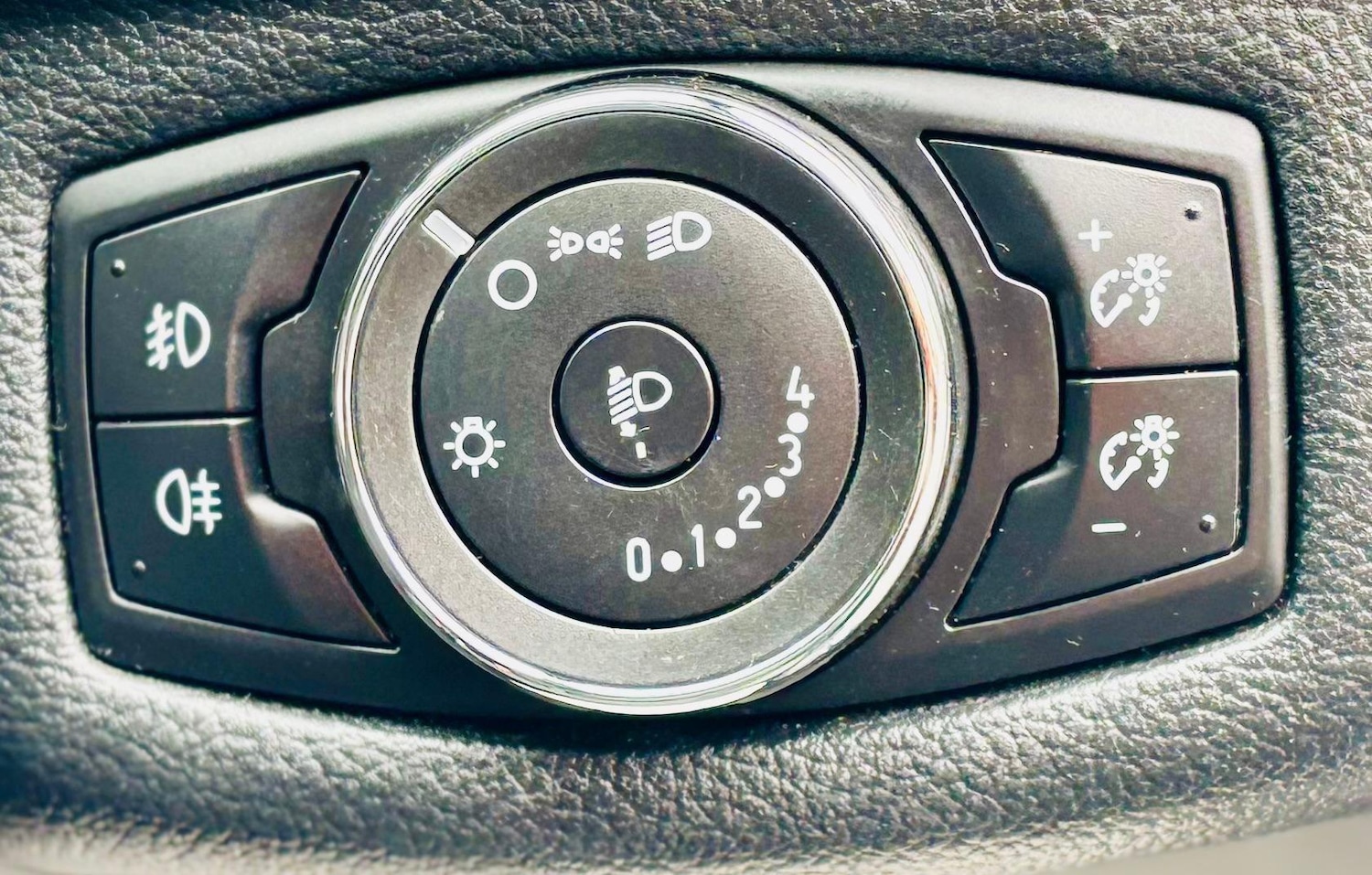 Used Ford B-MAX 2014 for sale - 76377476: Photo 34