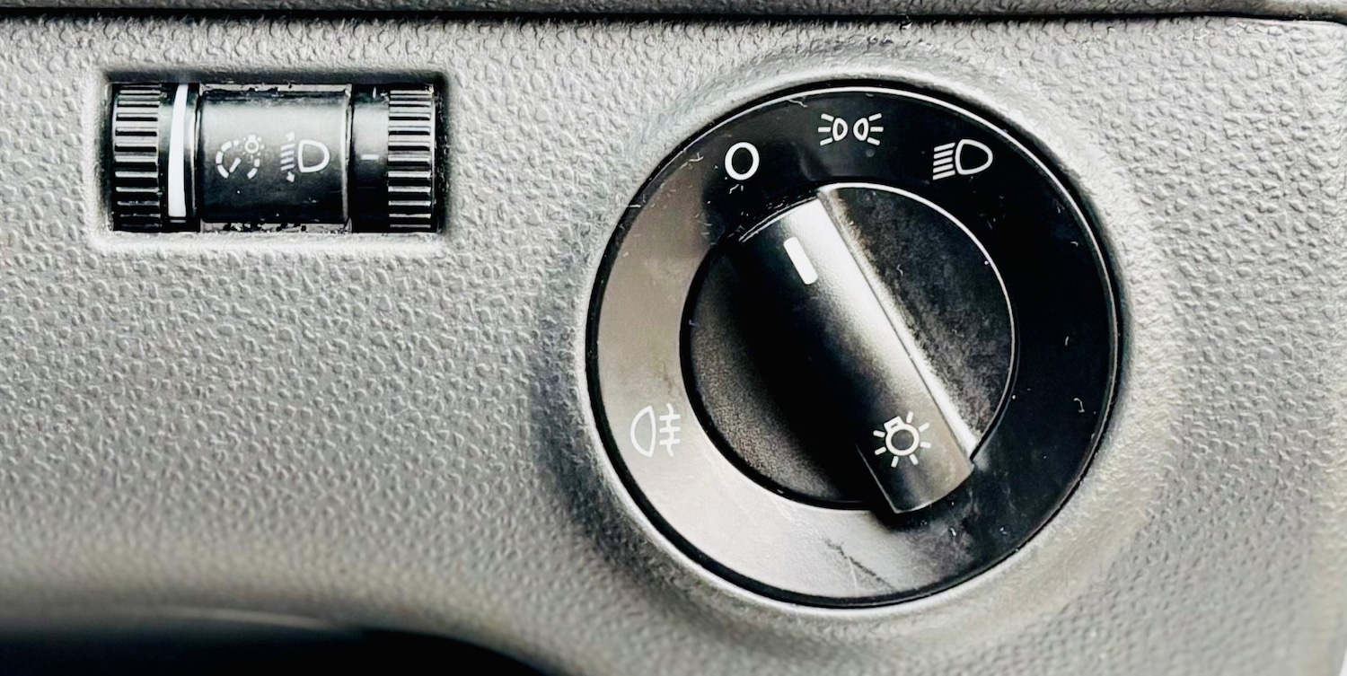 Used Volkswagen Polo 2002 for sale - 76598736: Photo 35