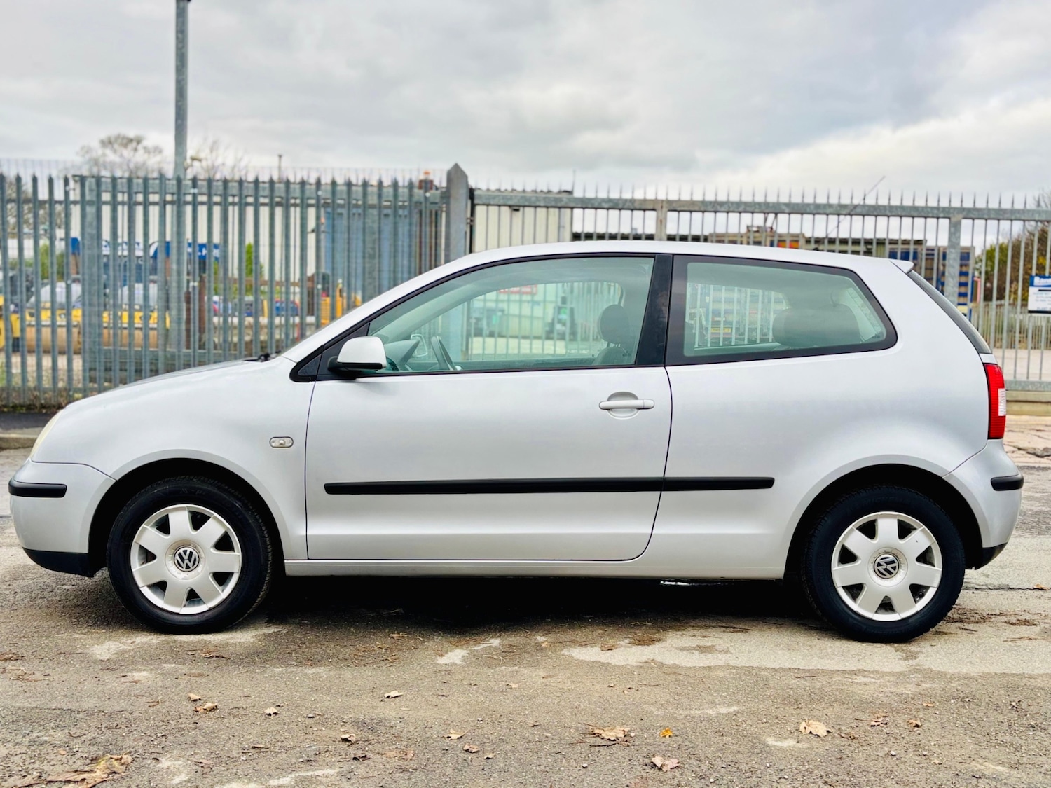 Used Volkswagen Polo 2002 for sale - 76598736: Photo 6