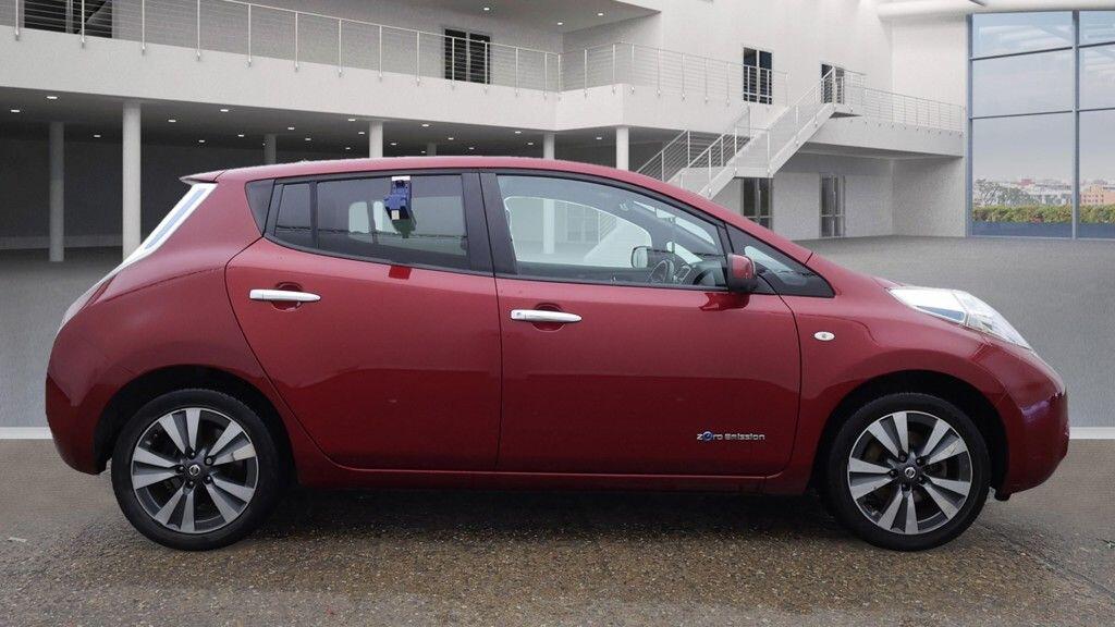 Used Nissan Leaf 2015 for sale - 76360397: Photo 5