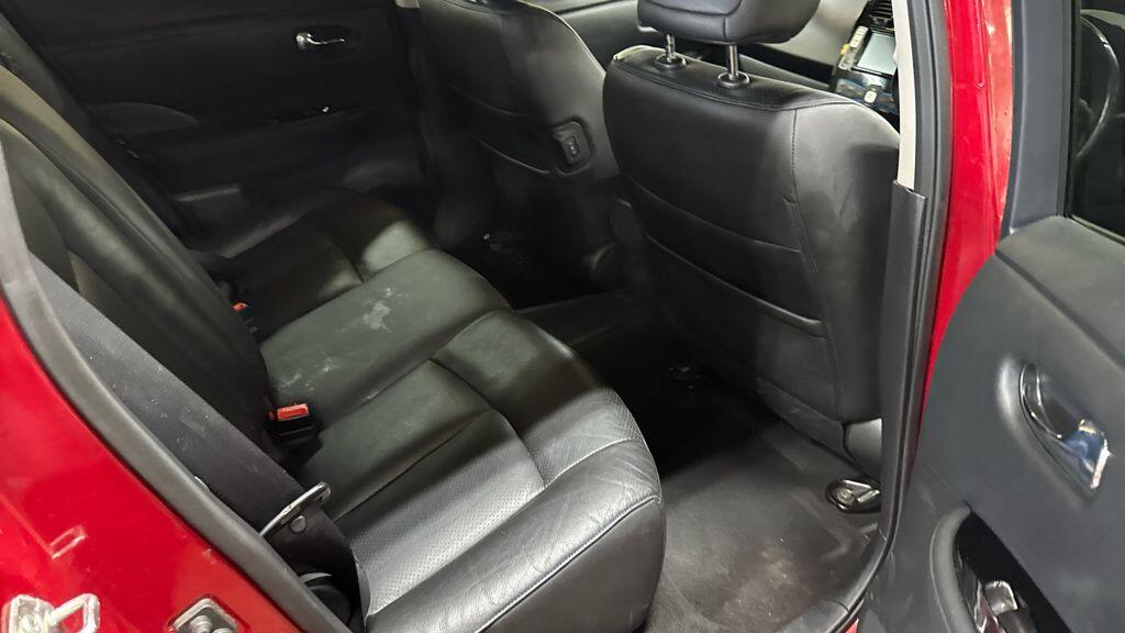 Used Nissan Leaf 2015 for sale - 76360397: Photo 8
