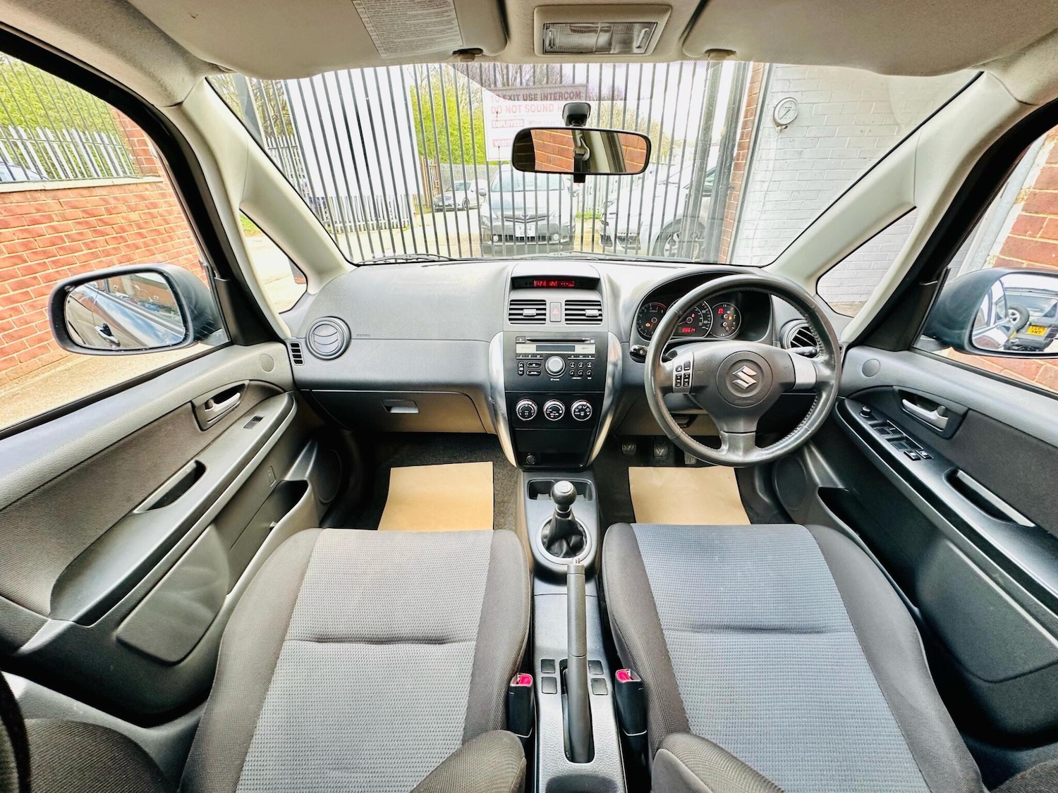 Used Suzuki SX4 2010 for sale - 76137672: Photo 15