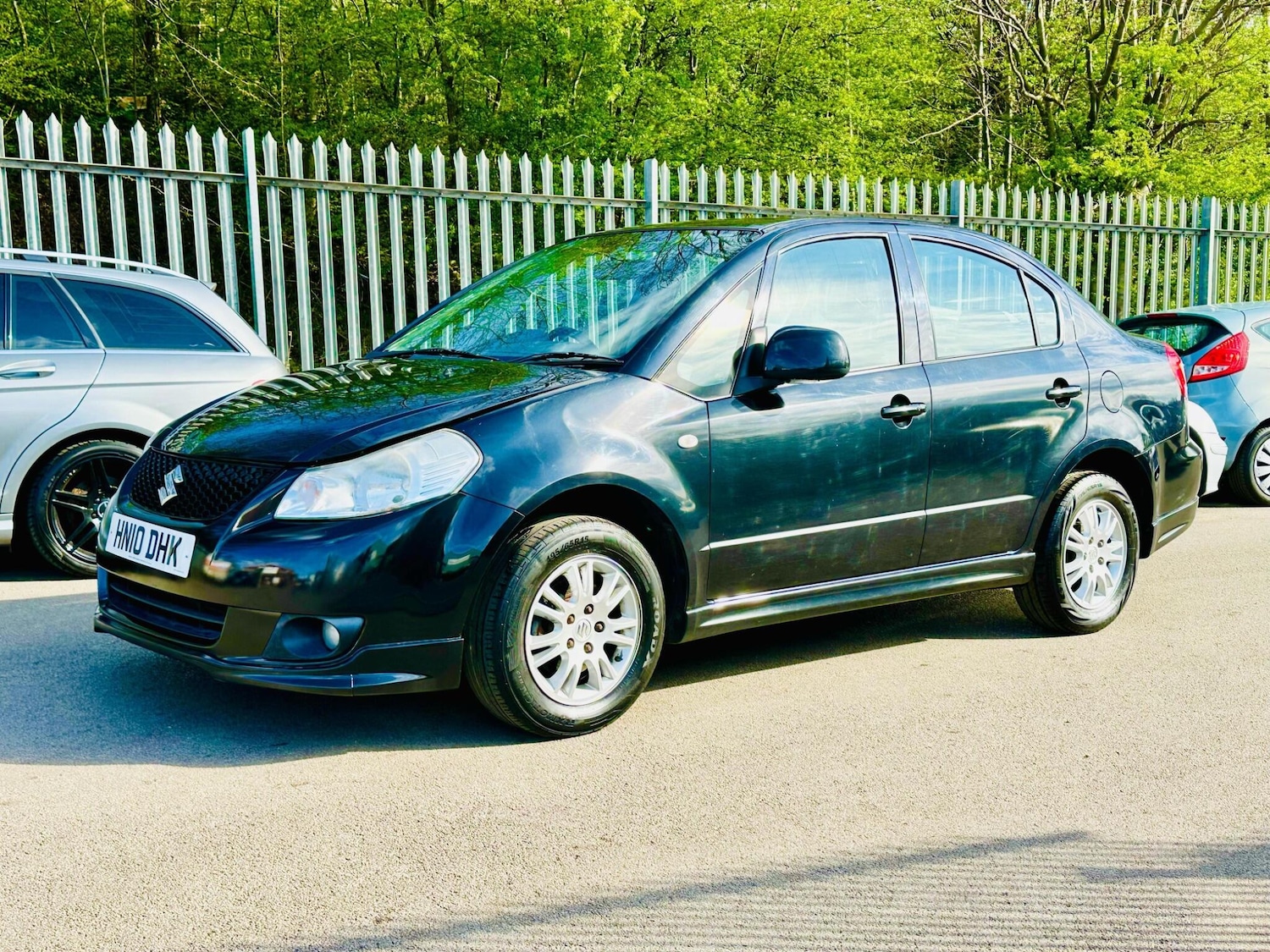 Used Suzuki SX4 2010 for sale - 76137672: Photo 2