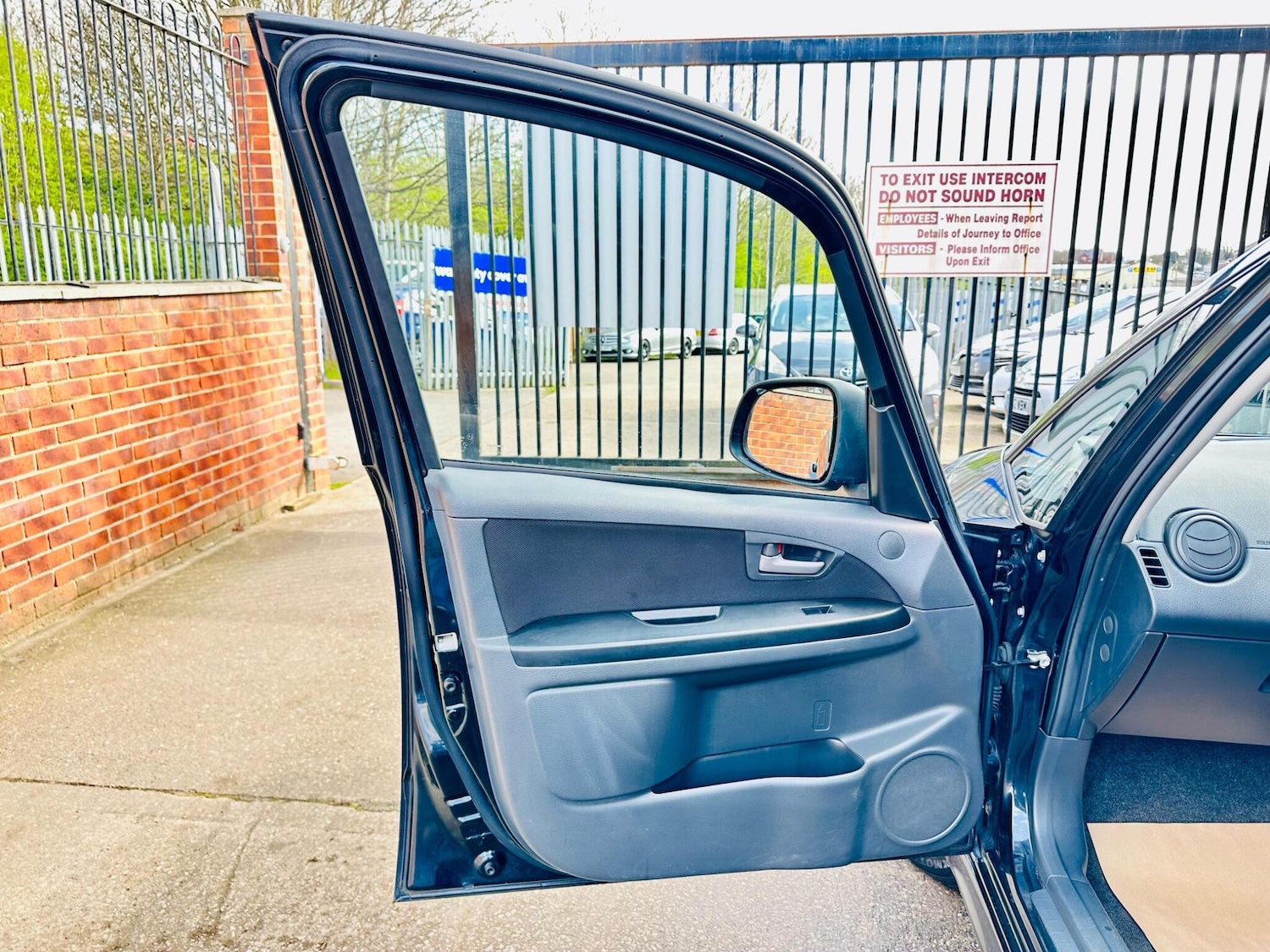 Used Suzuki SX4 2010 for sale - 76137672: Photo 29