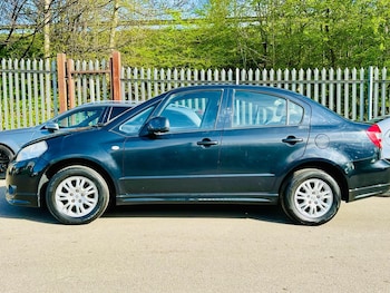 Used Suzuki SX4 2010 for sale - 76137672: Photo 3