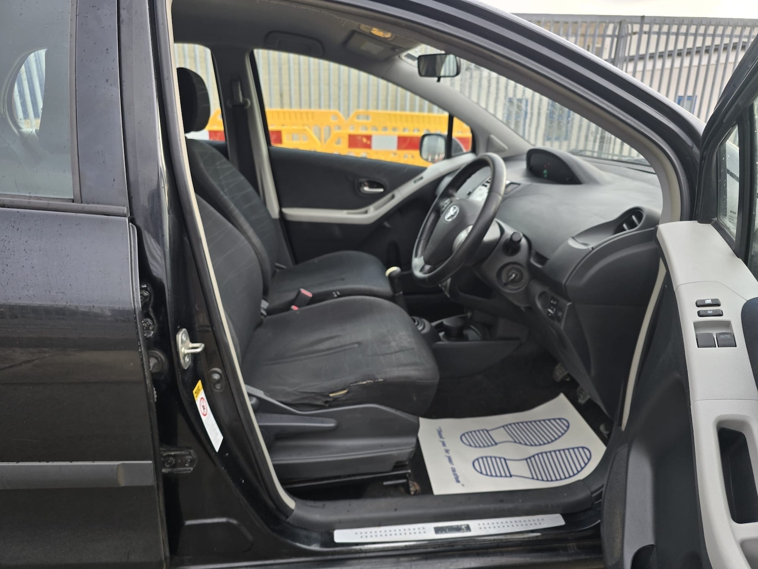 Used Toyota Yaris 2008 for sale - 77350448: Photo 23