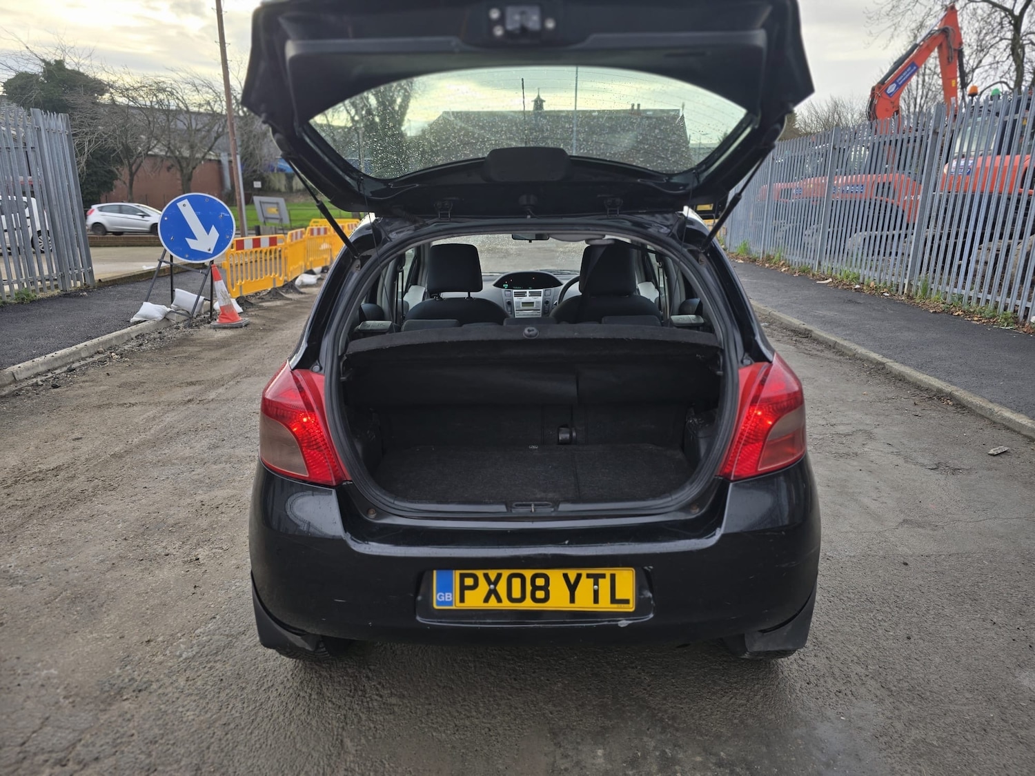 Used Toyota Yaris 2008 for sale - 77350448: Photo 32