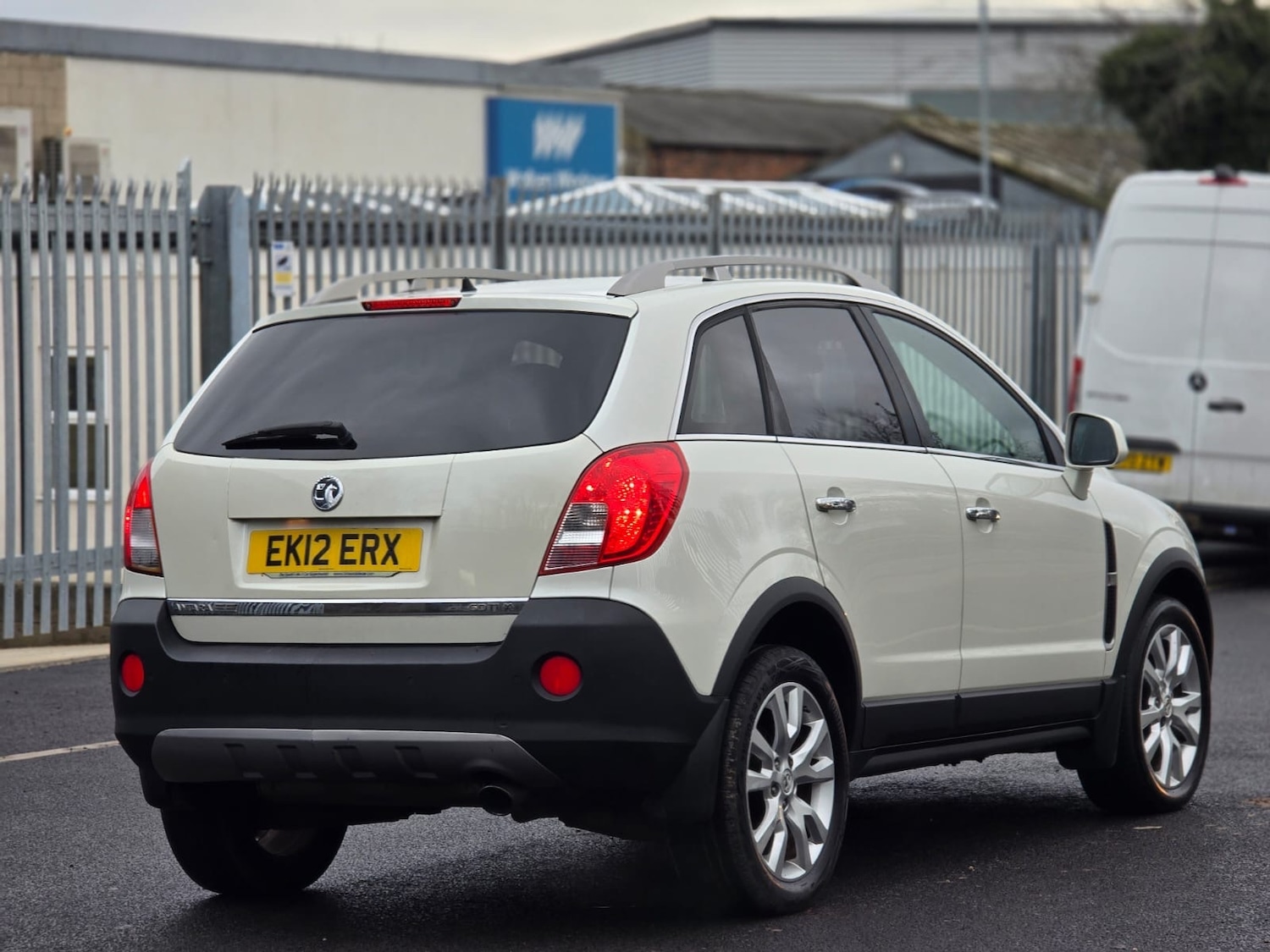 Used Vauxhall Antara 2012 for sale - 77404244: Photo 7