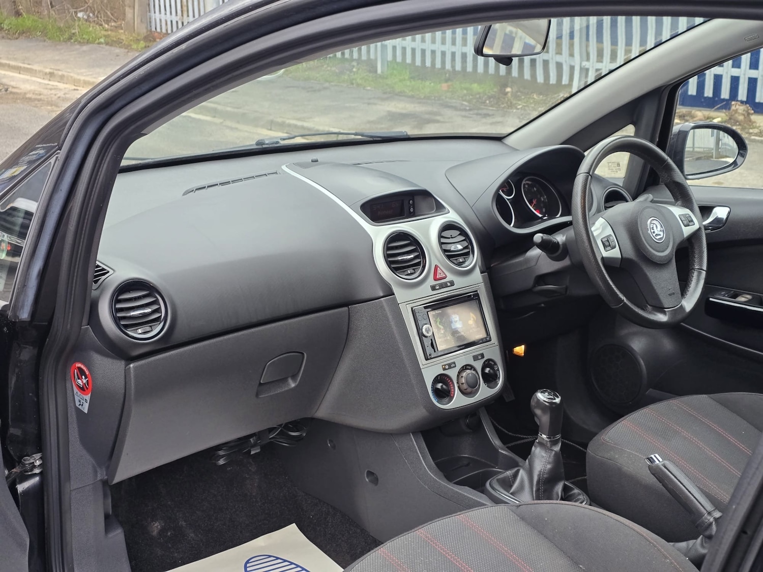 Used Vauxhall Corsa 2009 for sale - 77062083: Photo 16