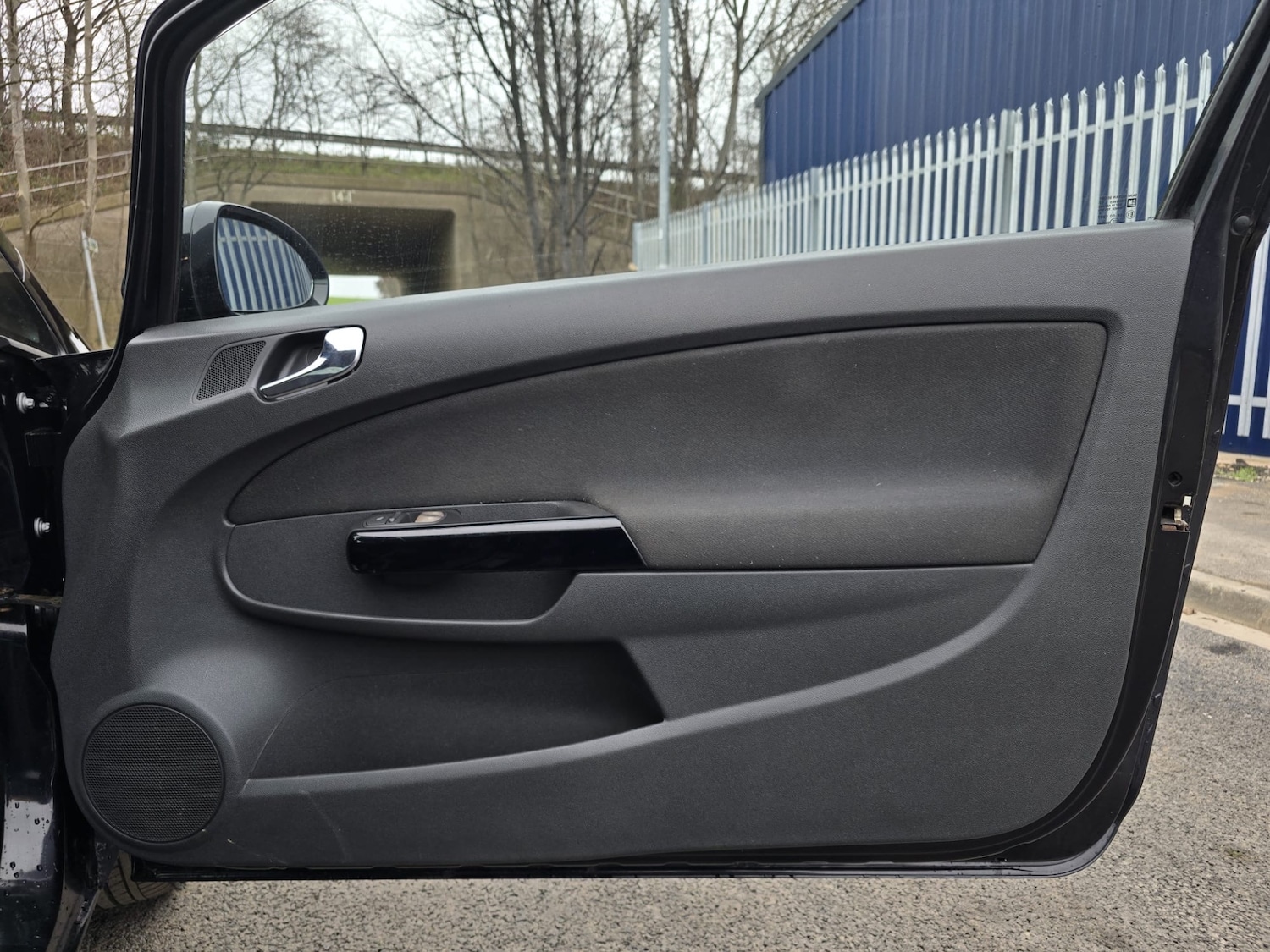 Used Vauxhall Corsa 2009 for sale - 77062083: Photo 17