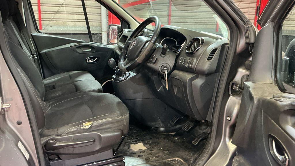 Used Vauxhall Vivaro 2016 for sale - 76360842: Photo 8