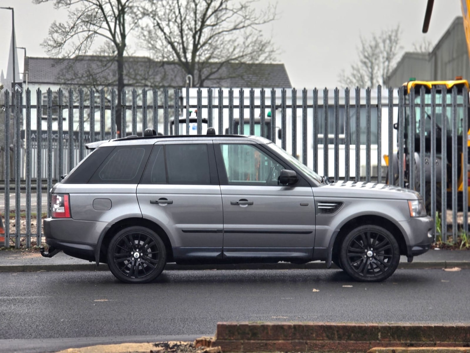 Used Land Rover Range Rover Sport 2009 for sale - 77350449: Photo 10