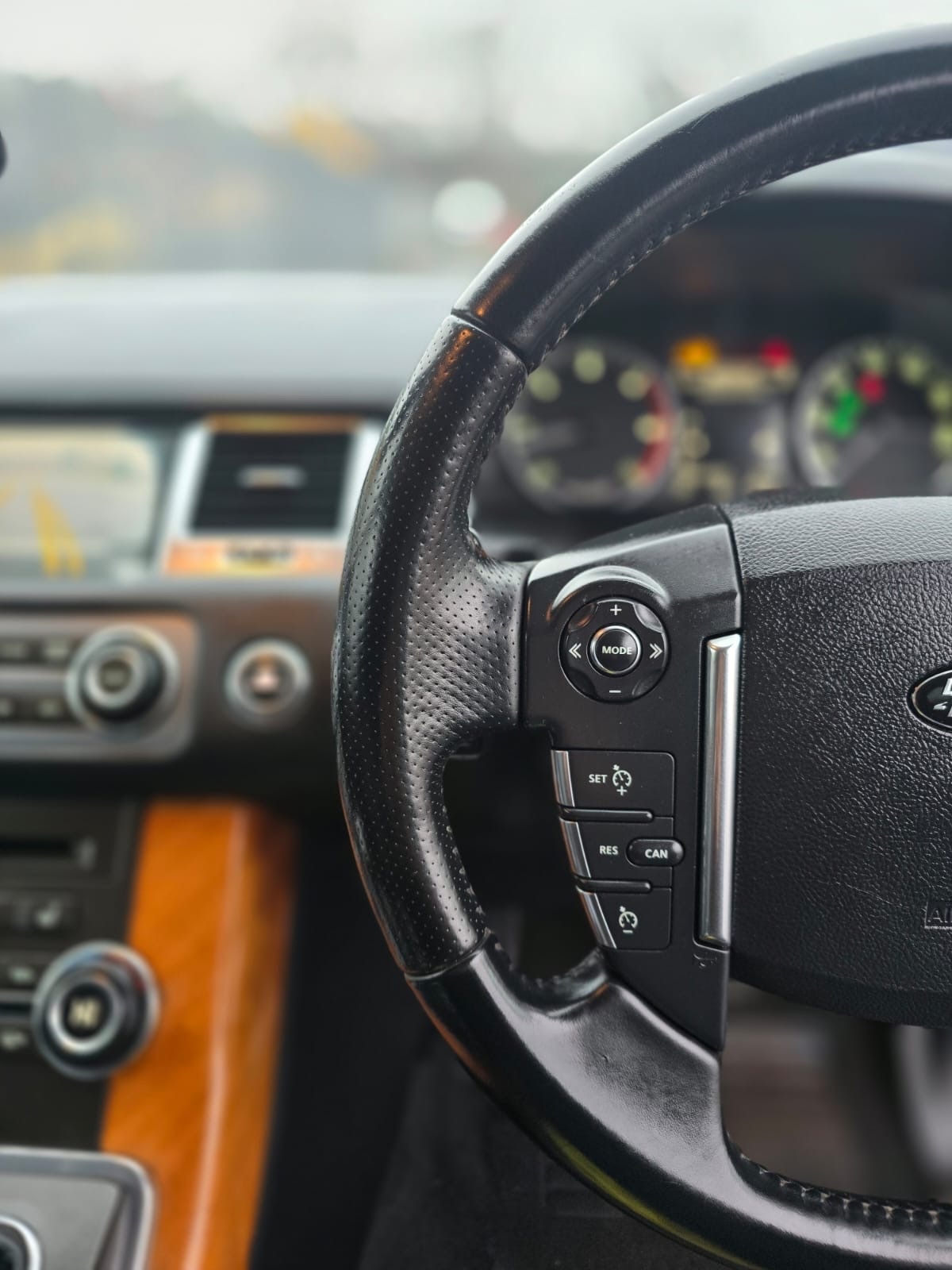 Used Land Rover Range Rover Sport 2009 for sale - 77350449: Photo 15