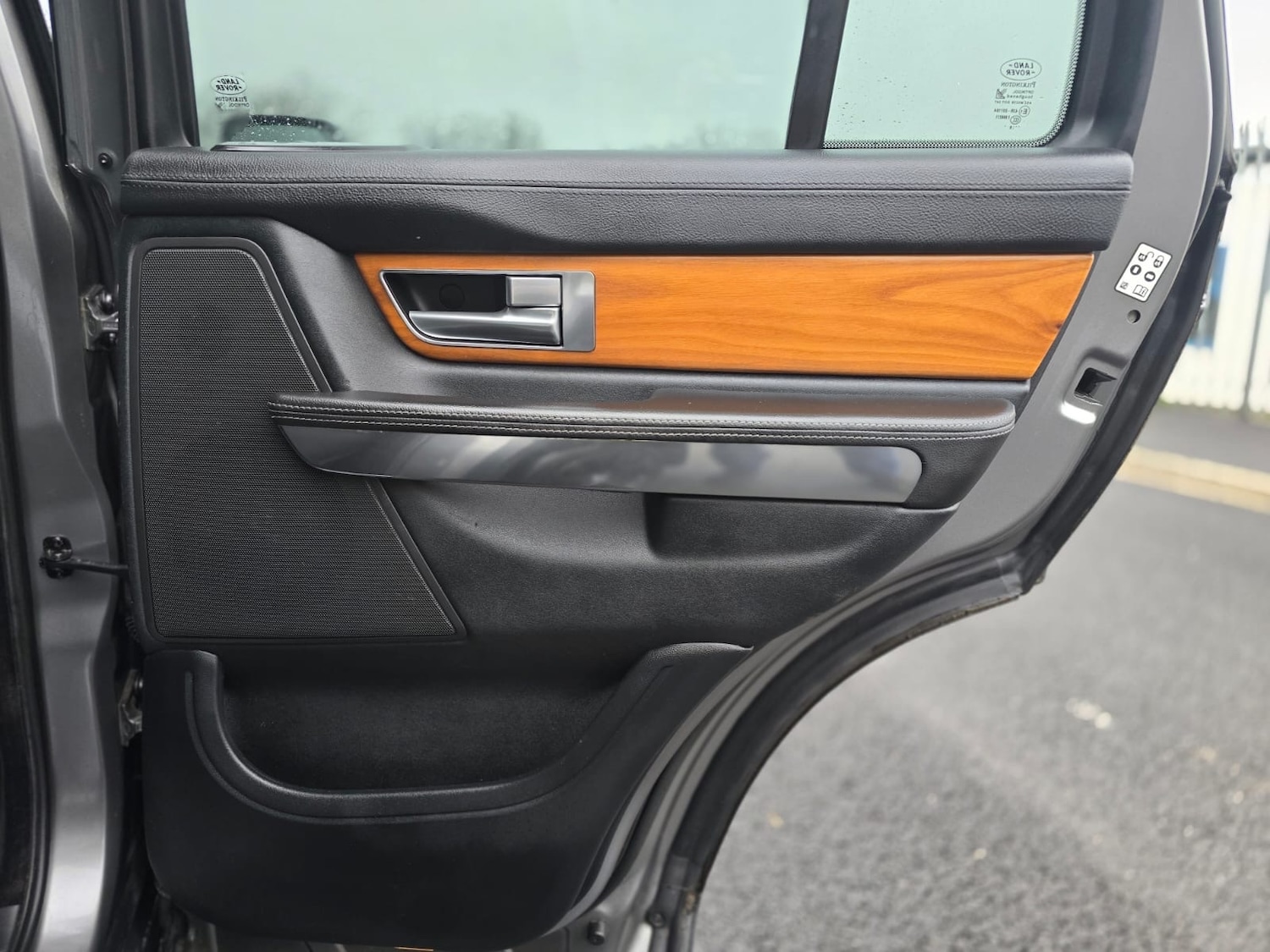 Used Land Rover Range Rover Sport 2009 for sale - 77350449: Photo 24