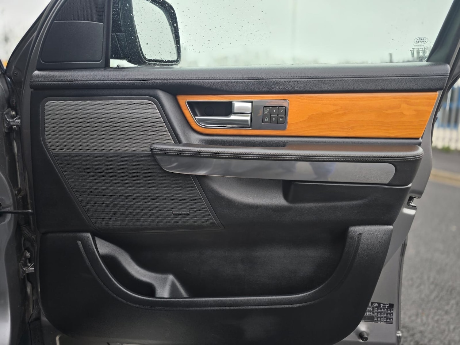 Used Land Rover Range Rover Sport 2009 for sale - 77350449: Photo 25