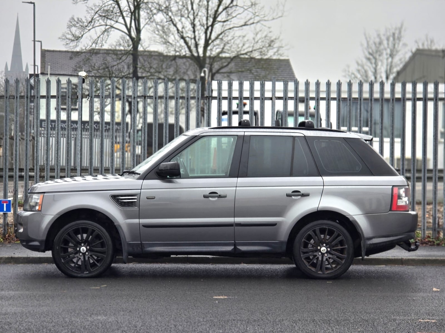 Used Land Rover Range Rover Sport 2009 for sale - 77350449: Photo 9