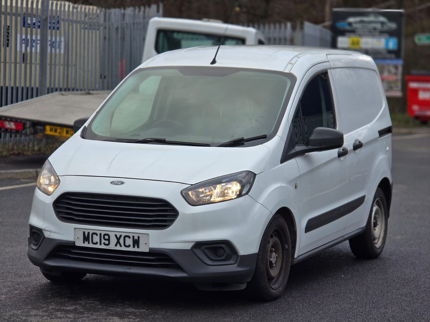 Used Ford Transit Courier 2019 for sale - 77336636: Photo 25