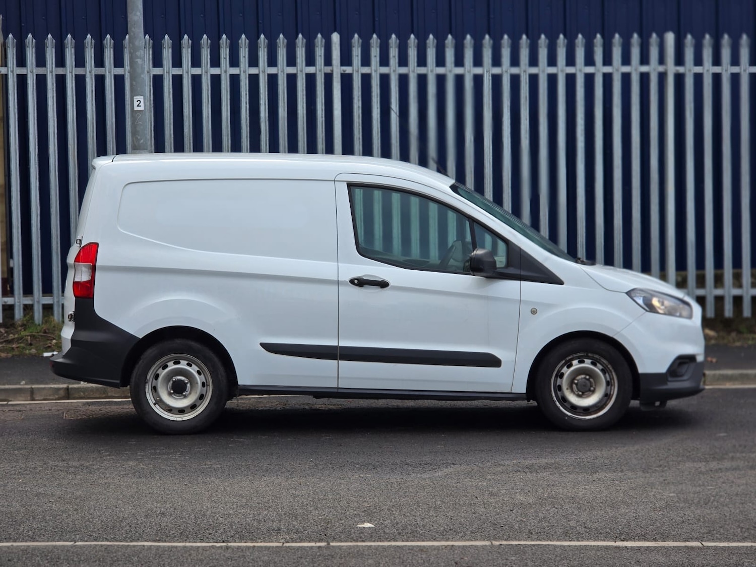 Used Ford Transit Courier 2019 for sale - 77336636: Photo 7