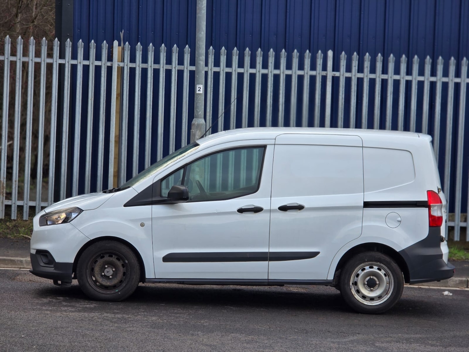 Used Ford Transit Courier 2019 for sale - 77336636: Photo 8