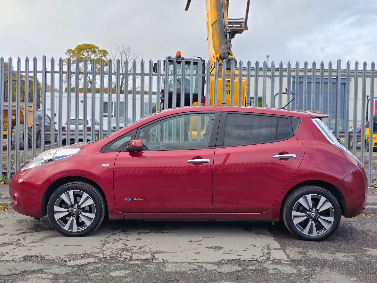 Used Nissan Leaf 2015 for sale - 77259181: Photo 15