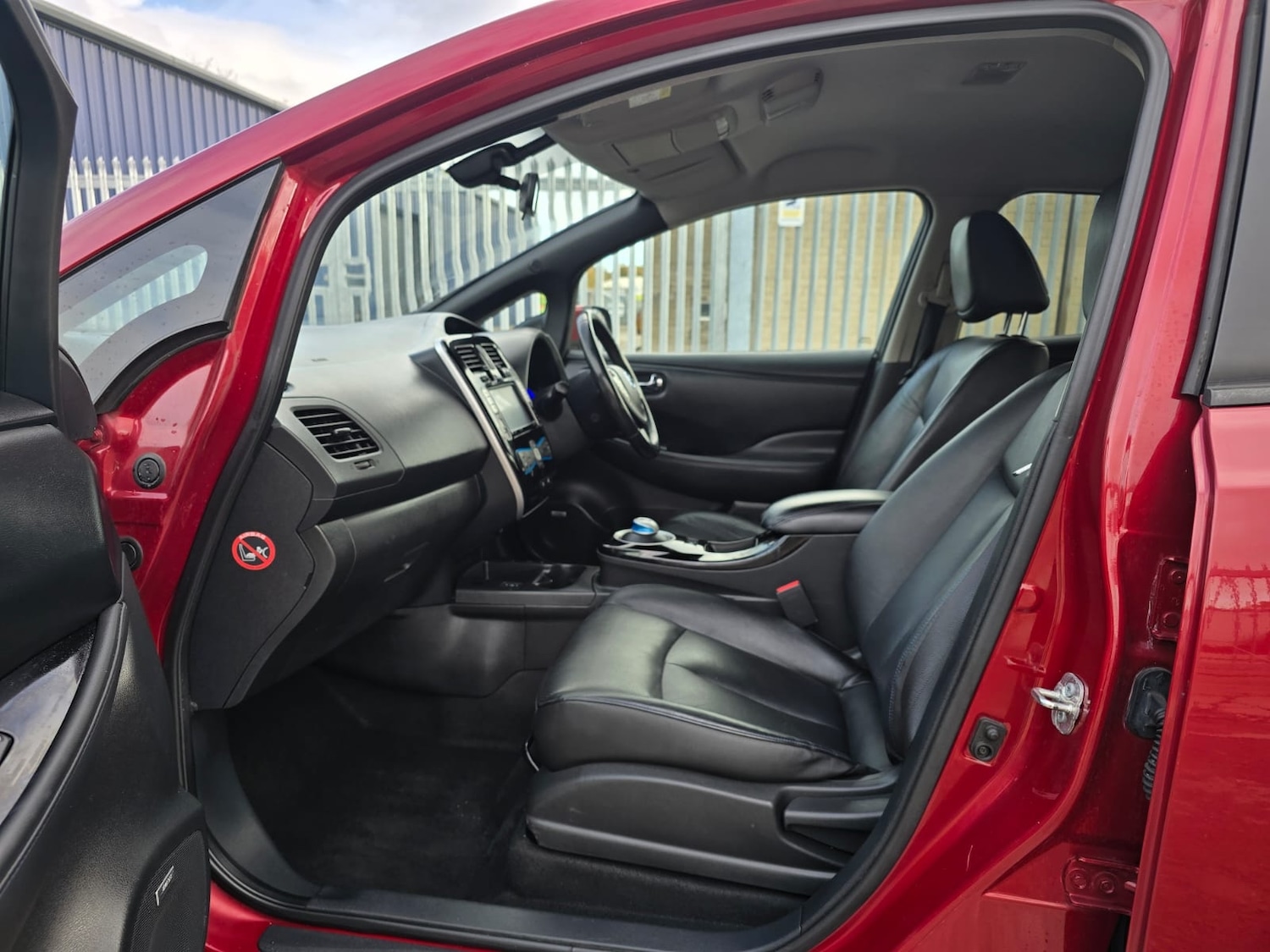 Used Nissan Leaf 2015 for sale - 77259181: Photo 17