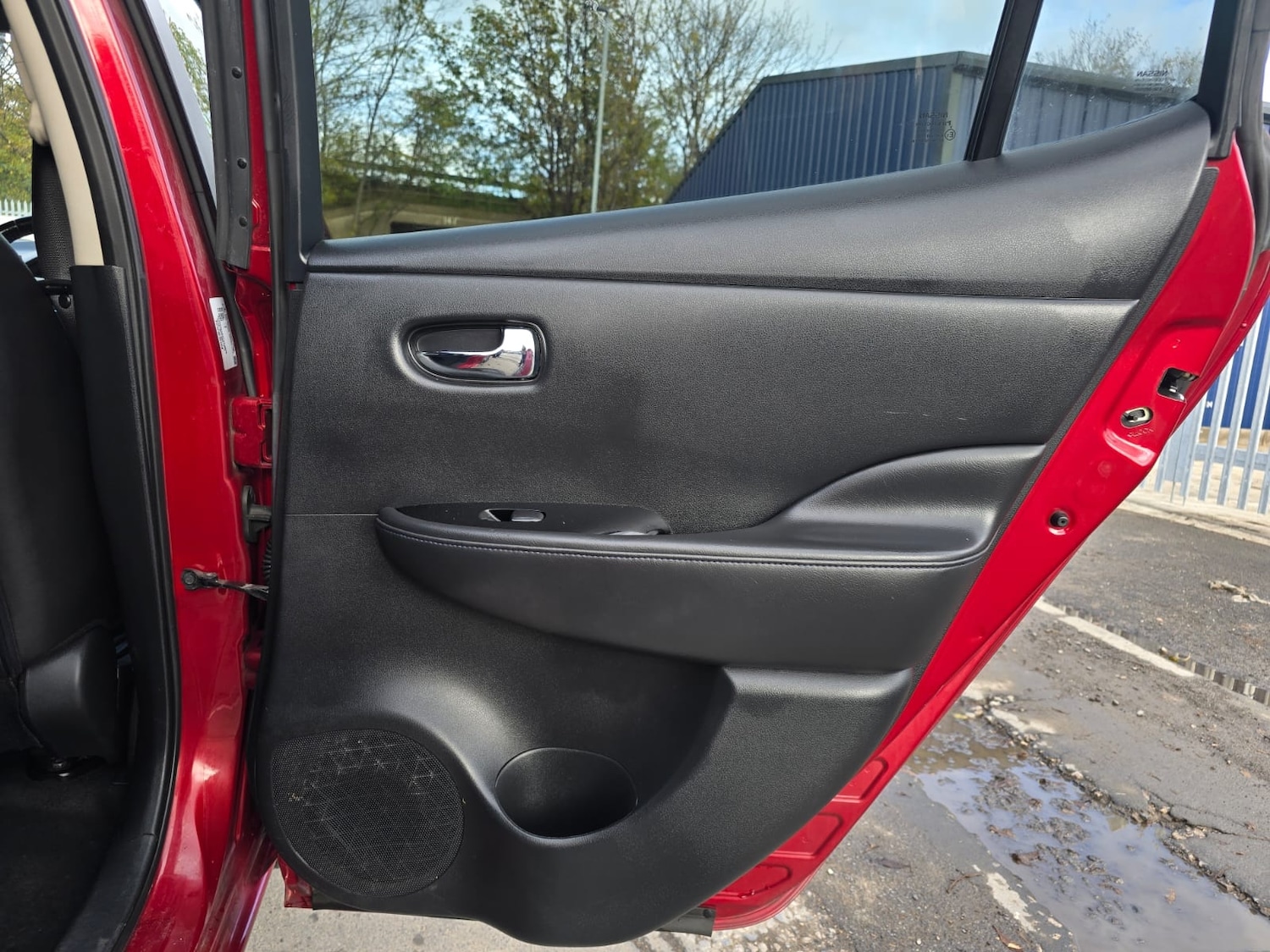 Used Nissan Leaf 2015 for sale - 77259181: Photo 28