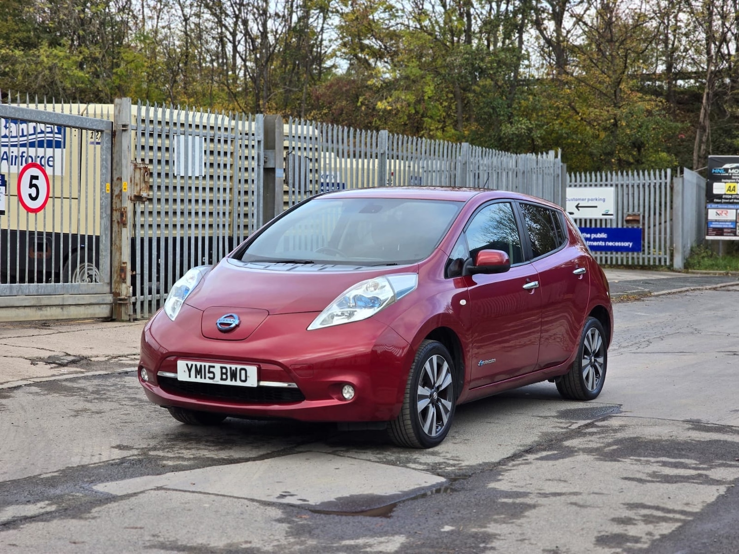 Used Nissan Leaf 2015 for sale - 77259181: Photo 5
