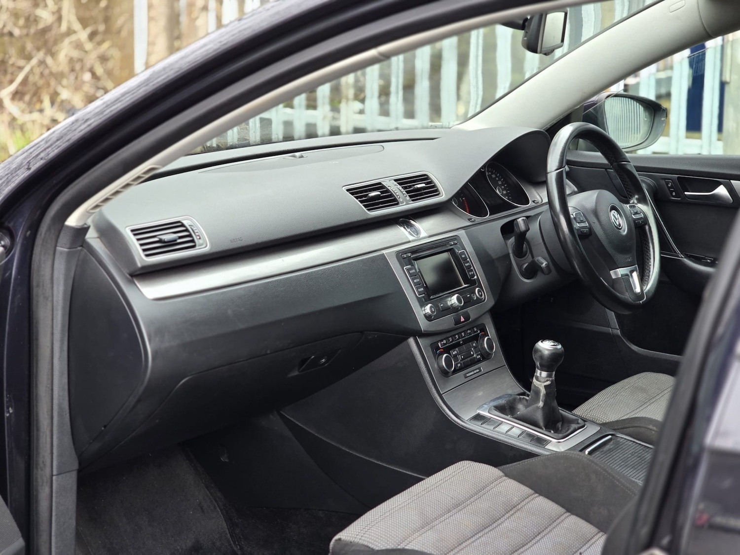 Used Volkswagen Passat 2011 for sale - 77218330: Photo 24