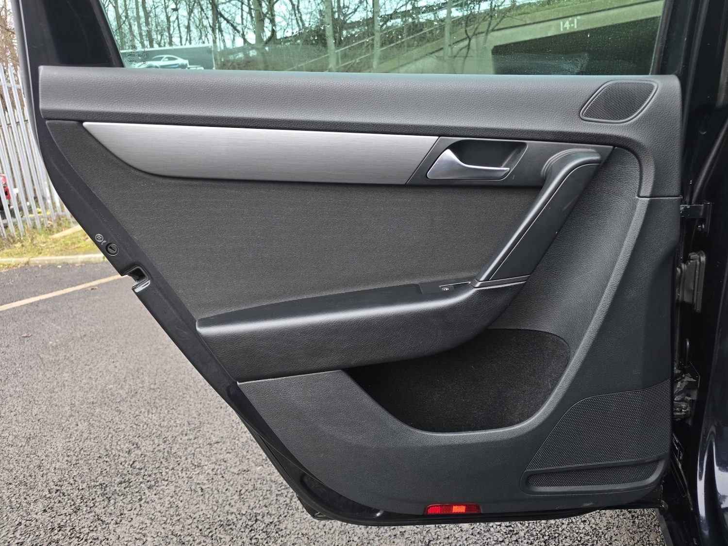 Used Volkswagen Passat 2011 for sale - 77218330: Photo 31