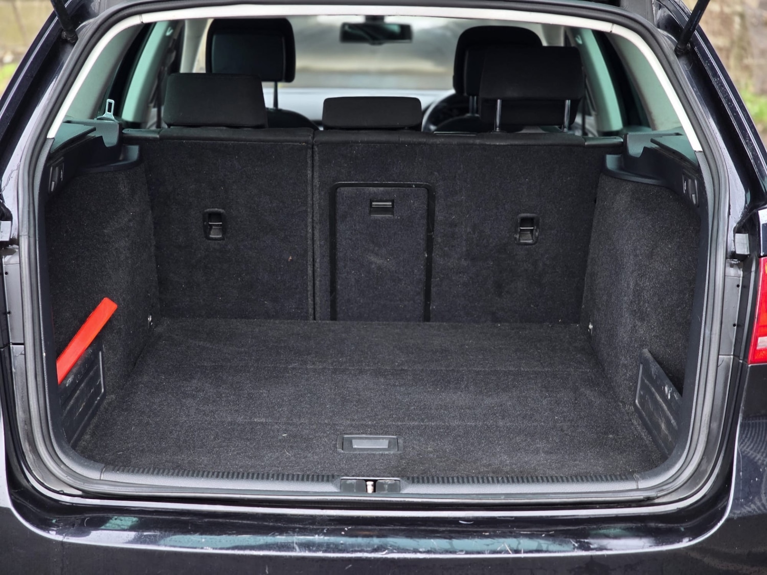 Used Volkswagen Passat 2011 for sale - 77218330: Photo 34