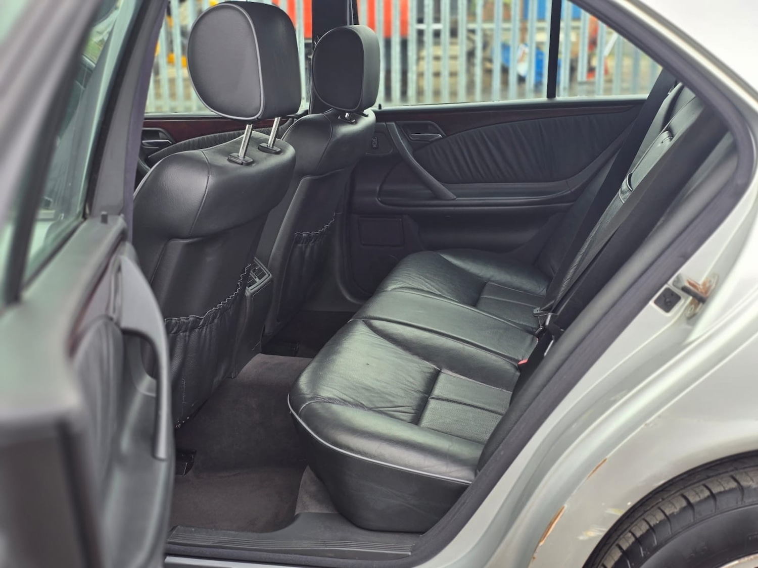 Used Mercedes-Benz E Class 2003 for sale - 77631395: Photo 15