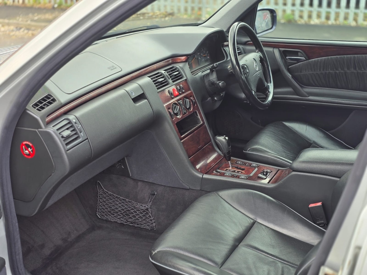 Used Mercedes-Benz E Class 2003 for sale - 77631395: Photo 24