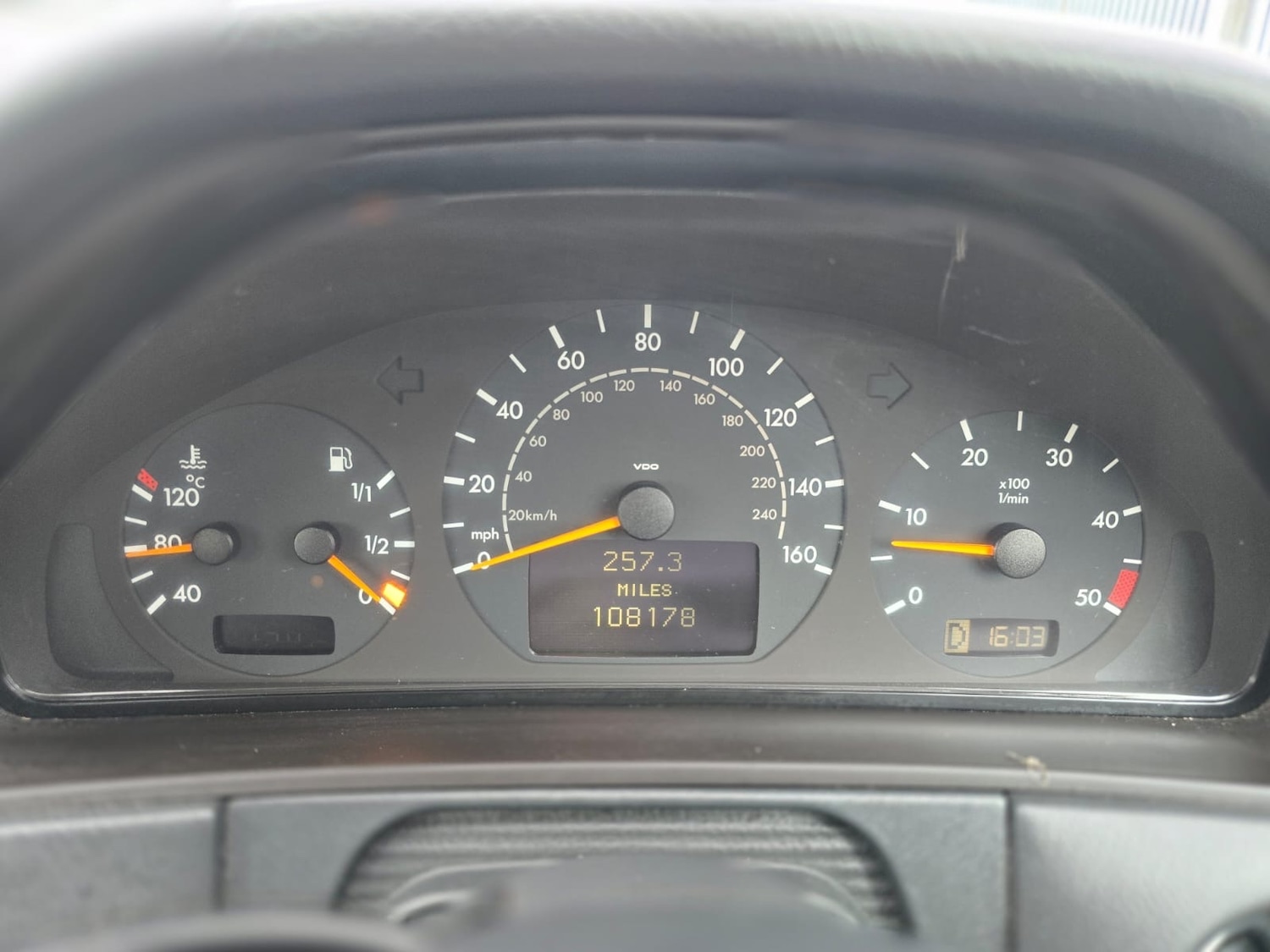 Used Mercedes-Benz E Class 2003 for sale - 77631395: Photo 31