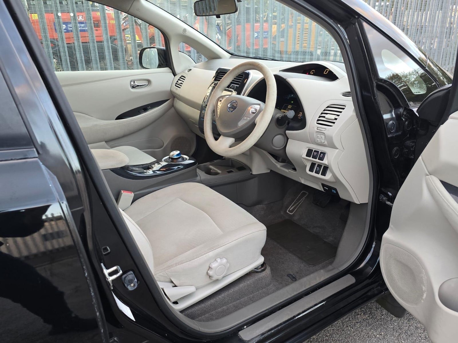 Used Nissan Leaf 2013 for sale - 76200194: Photo 29