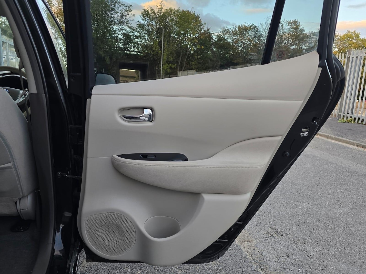 Used Nissan Leaf 2013 for sale - 76200194: Photo 36