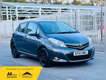 Used Toyota Yaris 2013 for sale - 76251343: Photo