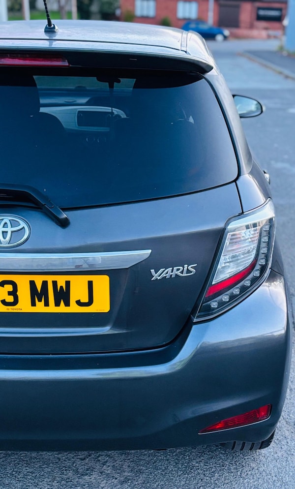 Used Toyota Yaris 2013 for sale - 76251343: Photo 20