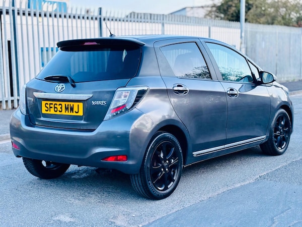 Used Toyota Yaris 2013 for sale - 76251343: Photo 24