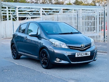 Used Toyota Yaris 2013 for sale - 76251343: Photo