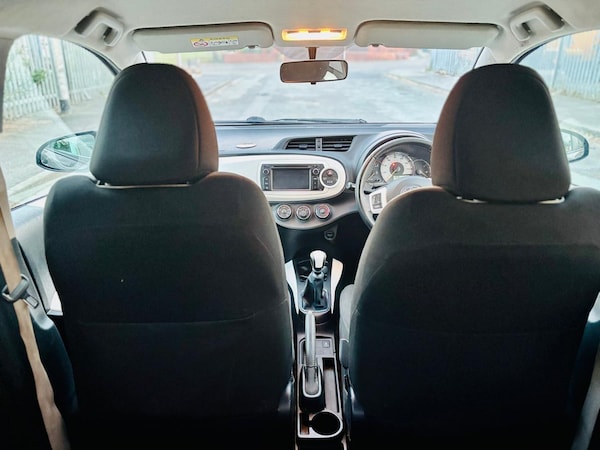 Used Toyota Yaris 2013 for sale - 76251343: Photo 36