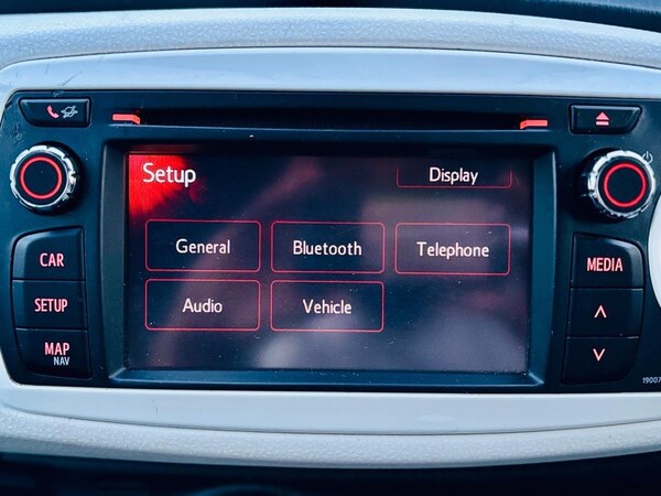 Used Toyota Yaris 2013 for sale - 76251343: Photo 45
