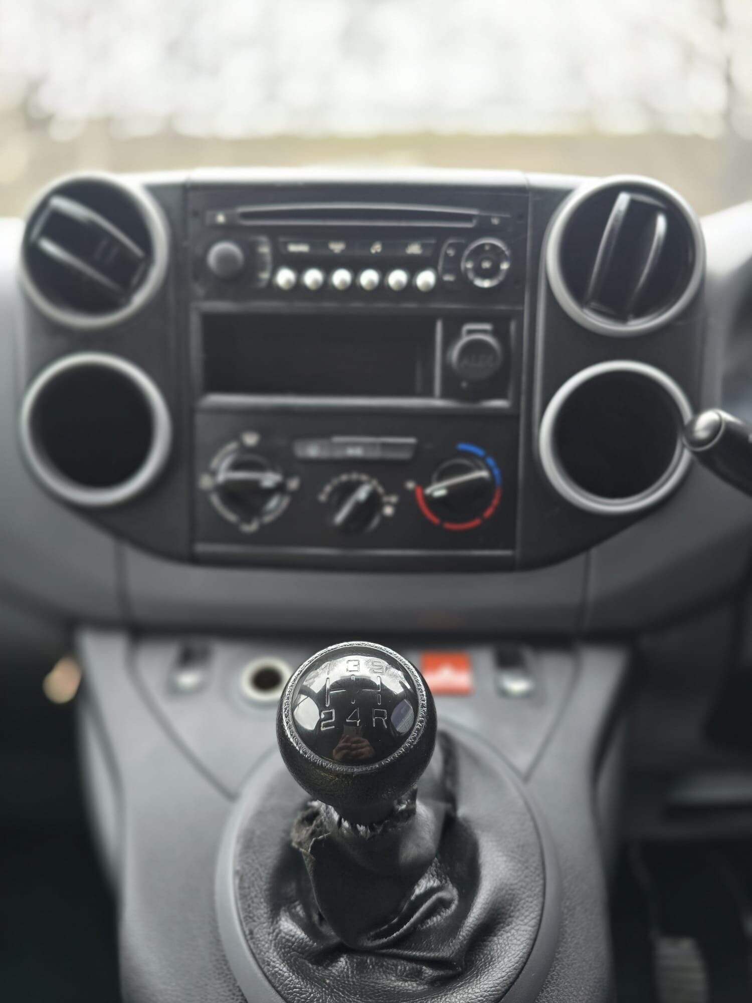 Used Peugeot Partner 2016 for sale - 77336849: Photo 9