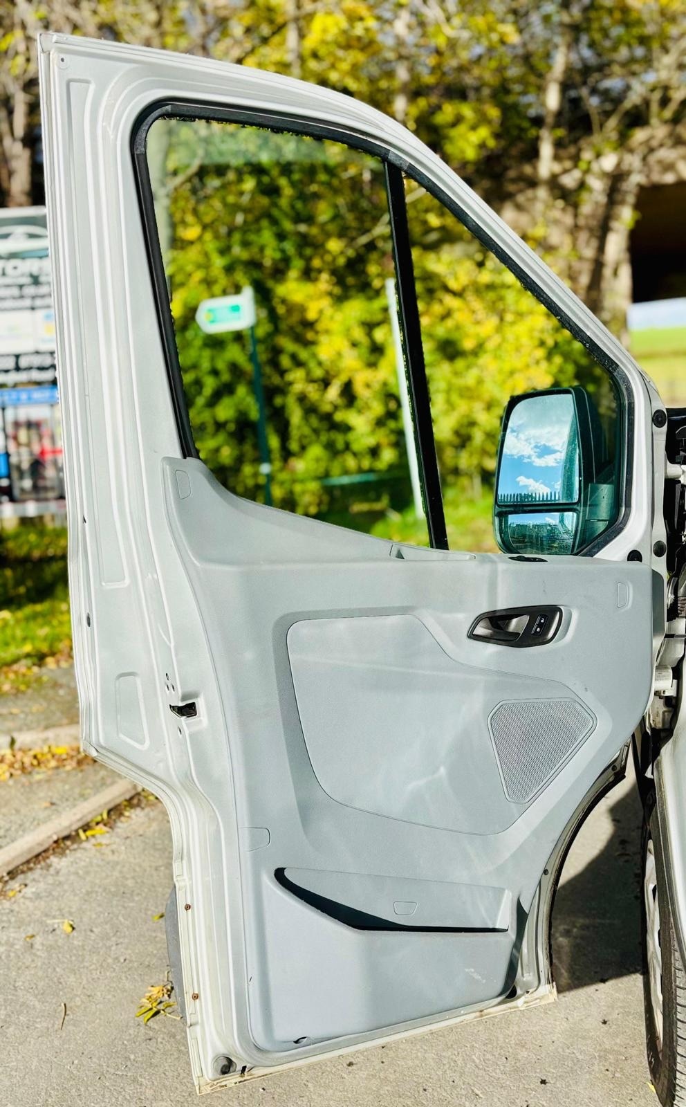 Used Ford Transit 2019 for sale - 77692064: Photo 22