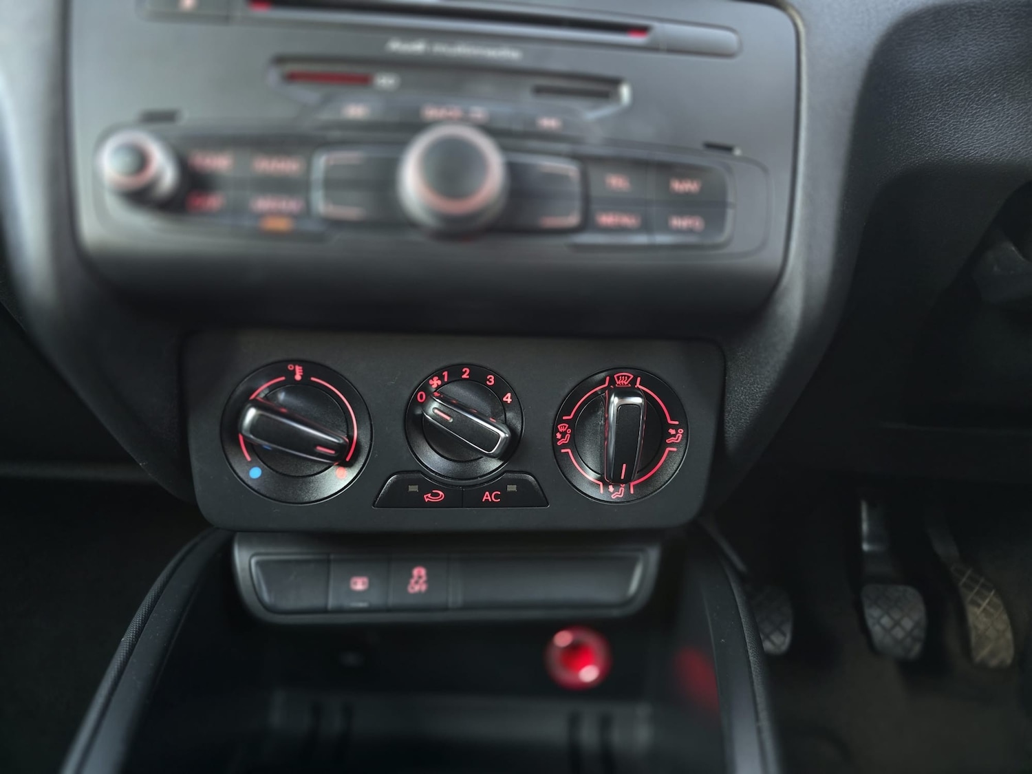 Used Audi A1 2010 for sale - 77641789: Photo 16